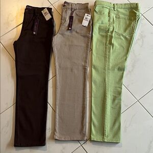Gloria Vanderbilt set of 3 jeans
